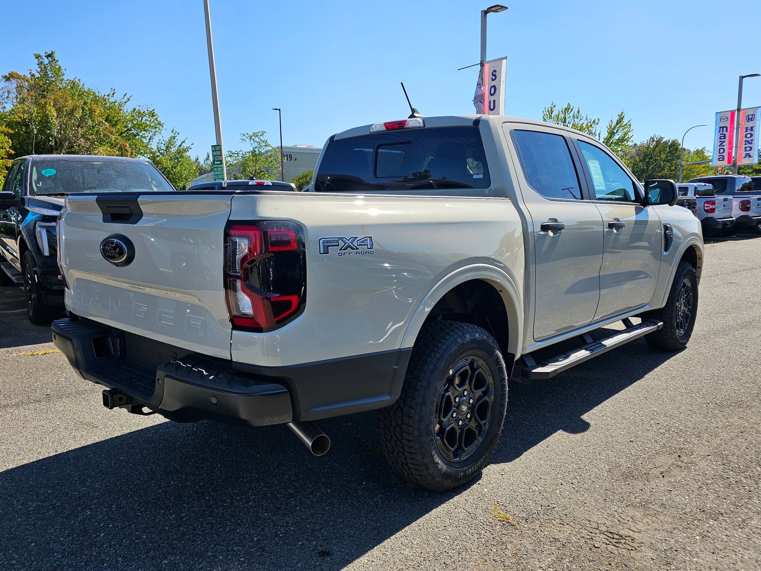 New 2026 Ford Ranger XLT w/ FX4 Off-Road Package AWD/4WD image 5
