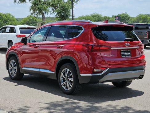 Used 2019 Hyundai Santa Fe AWD image 3