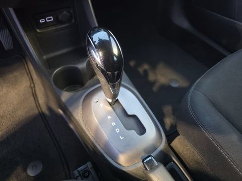 Certified 2021 Chevrolet Spark LT FWD image 21
