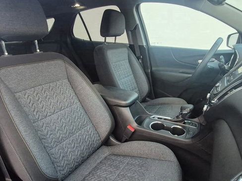 Used 2024 Chevrolet Equinox LT w/ LPO, Floor Liner Package image 18