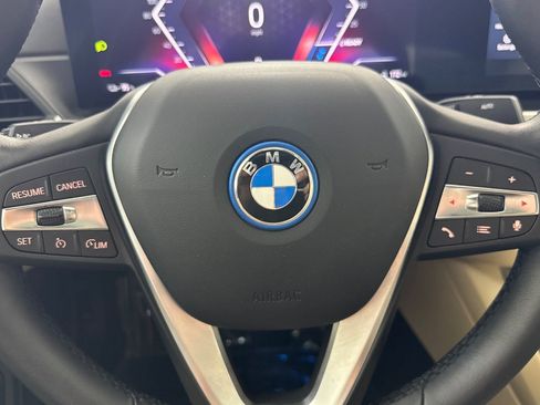 Certified 2023 BMW i4 eDrive35 RWD image 11