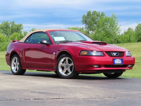 Used 2004 Ford Mustang GT RWD image 36