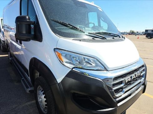 Used 2025 RAM ProMaster 2500 w/ U-Haul Equipment Group FWD image 2