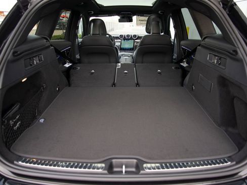 New 2026 Mercedes-Benz GLC 300 4MATIC image 23