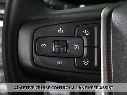 Used 2024 GMC Yukon Denali w/ Advanced Technology Package image 7