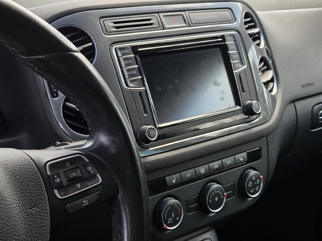 Used 2016 Volkswagen Tiguan SE FWD image 9