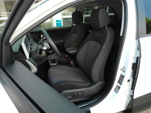 Used 2024 Hyundai Ioniq 5 SEL RWD image 14