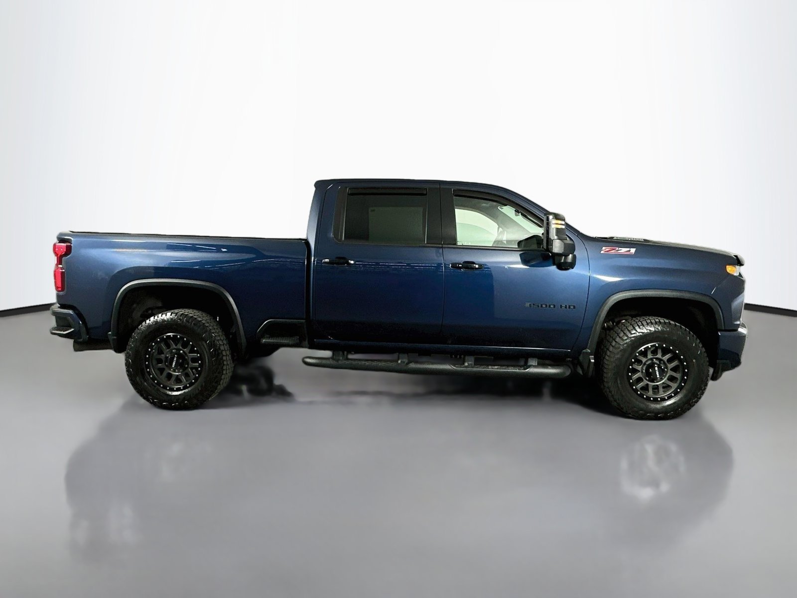 Used 2021 Chevrolet Silverado 3500 LTZ w/ LTZ Plus Package AWD/4WD image 8