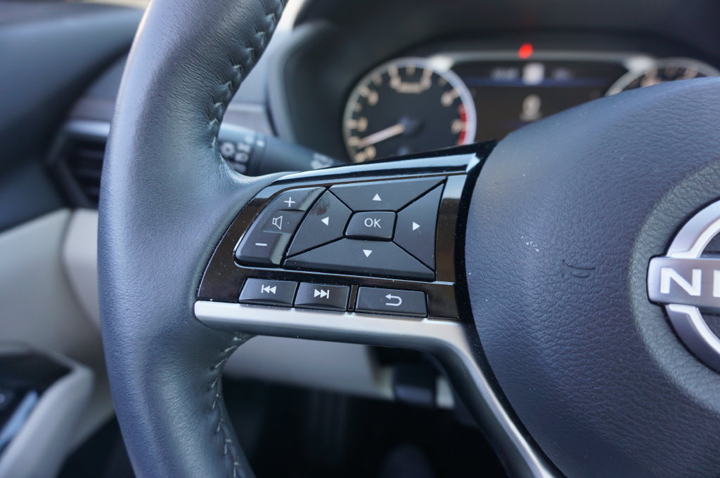Used 2024 Nissan Altima 2.5 SL FWD image 8