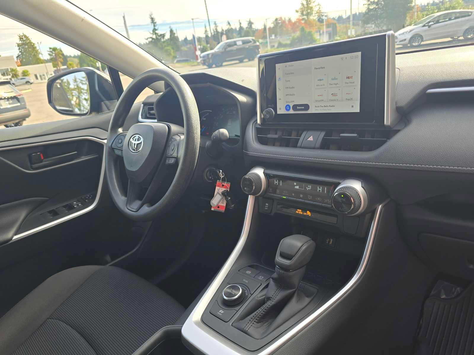 Certified 2025 Toyota RAV4 LE AWD/4WD image 10