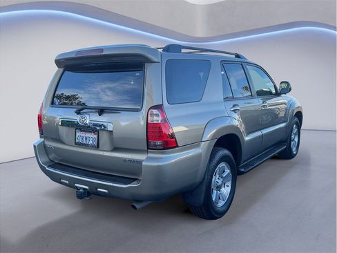 Used 2008 Toyota 4Runner SR5 image 6