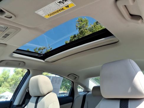 Used 2016 Honda Civic EX image 15