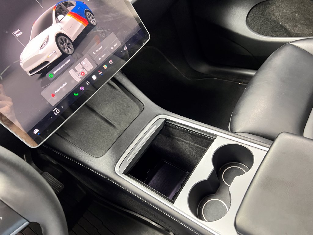 Used 2025 Tesla Model Y Long Range AWD/4WD image 16