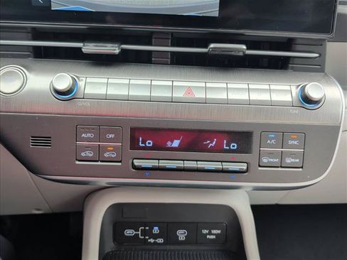 Used 2024 Hyundai Kona SEL AWD/4WD image 15
