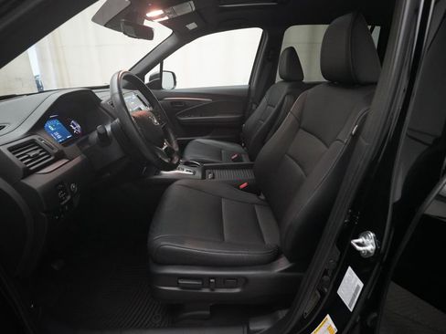 Certified 2023 Honda Passport EX-L image 7