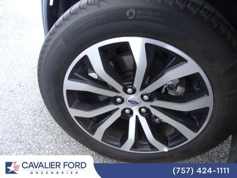 Certified 2025 Ford Explorer ST-Line AWD/4WD image 41