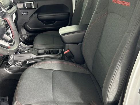 Used 2024 Jeep Wrangler Unlimited Rubicon image 12