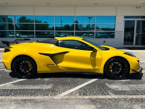 New 2026 Chevrolet Corvette Z06 RWD image 2