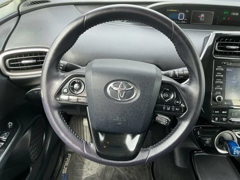 Used 2020 Toyota Prius Prime LE FWD image 13
