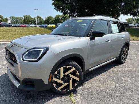 Certified 2025 MINI Cooper Countryman S AWD/4WD image 1
