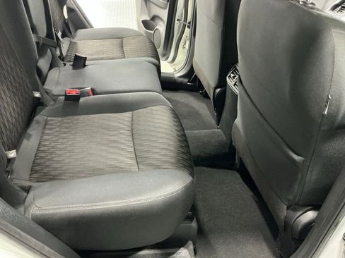 Used 2020 Nissan Rogue S image 21