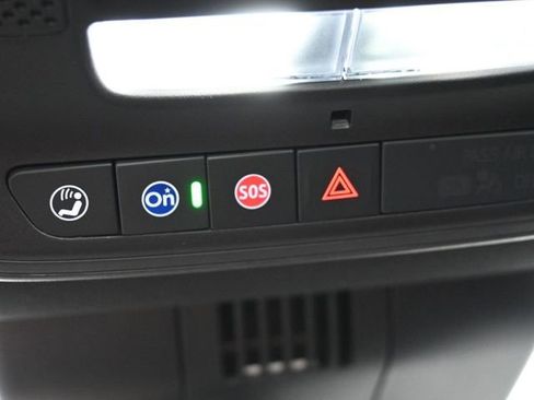 New 2025 Chevrolet Silverado EV LT image 36