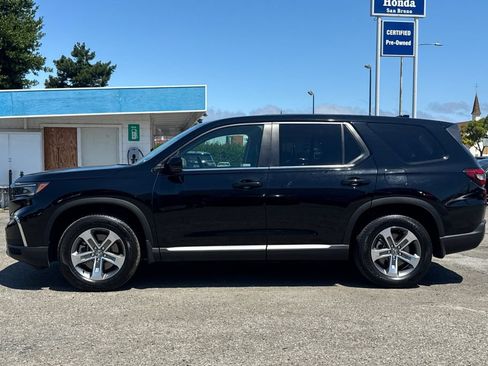 Certified 2023 Honda Pilot EX-L image 7