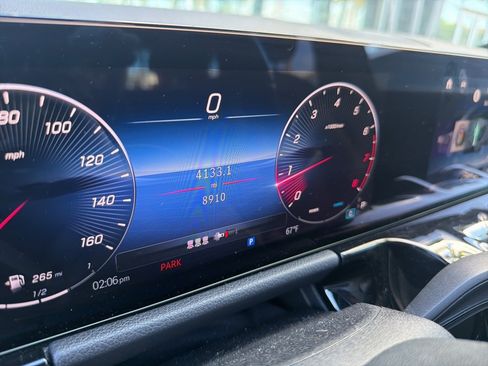 Certified 2025 Mercedes-Benz GLA 250 image 5