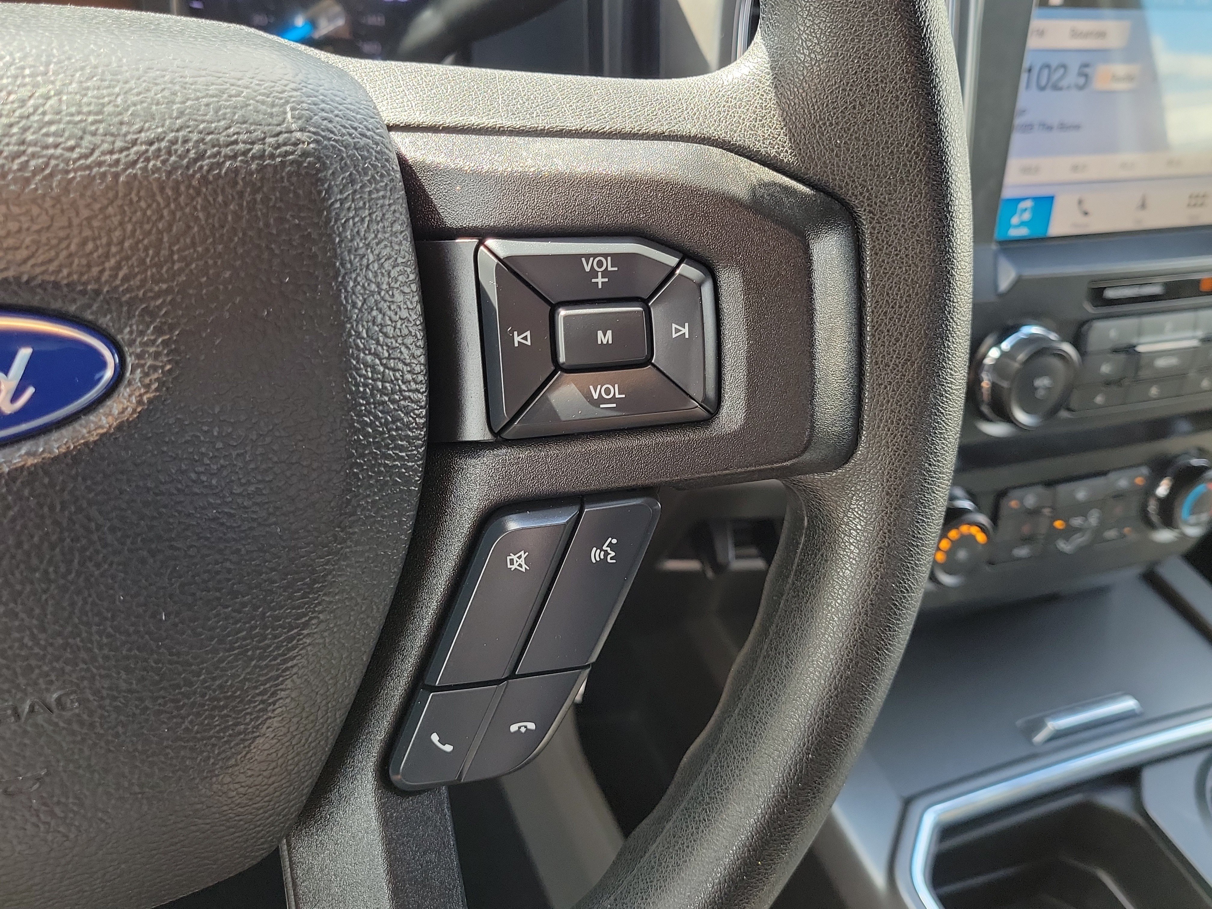 Used 2019 Ford F250 XLT w/ XLT Premium Package AWD/4WD image 23