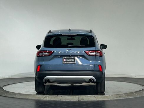 Used 2024 Ford Escape SE image 8