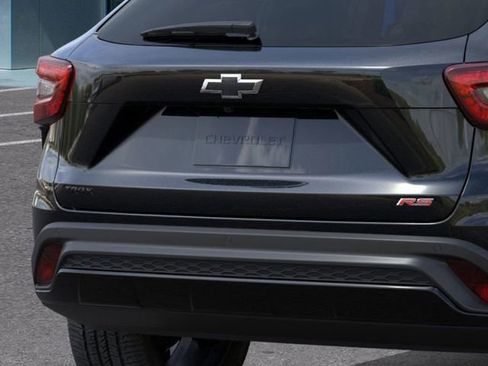 New 2026 Chevrolet Trax RS w/ Sunroof Package image 14
