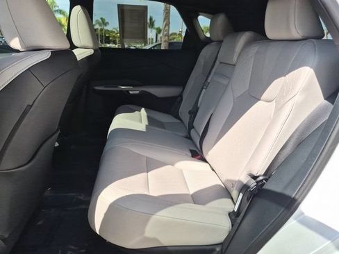 Used 2025 Lexus RX 350 w/ Convenience Package AWD/4WD image 31