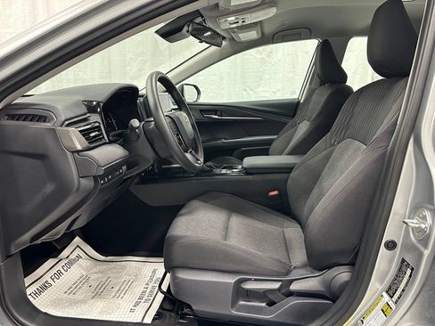 Used 2026 Toyota Camry LE FWD image 14
