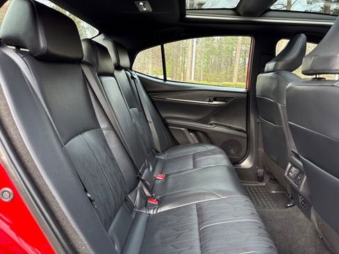 Used 2025 Toyota Camry XSE image 31