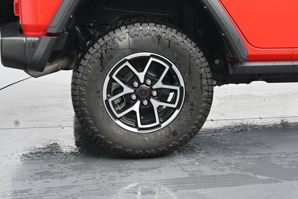 Used 2024 Jeep Wrangler Unlimited Rubicon AWD/4WD image 10