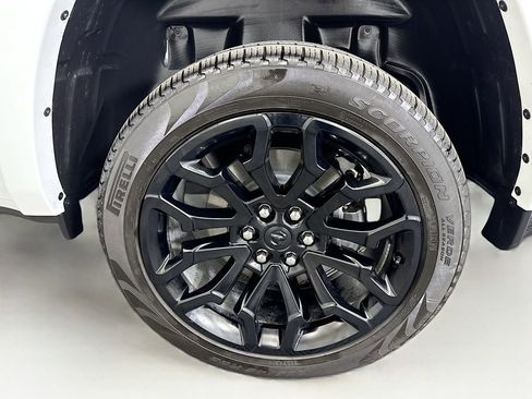 Used 2025 RAM 1500 Limited image 30