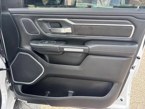Used 2023 RAM 1500 Laramie AWD/4WD image 14