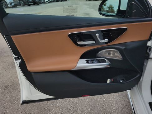 Used 2024 Mercedes-Benz E 350 4MATIC Sedan image 20