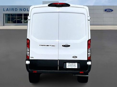 New 2026 Ford Transit 250 148 Medium Roof RWD image 4