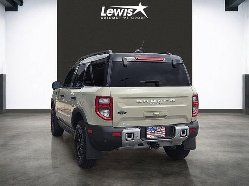 Used 2025 Ford Bronco Sport Outer Banks w/ Sasquatch Outer Banks Package AWD/4WD image 5
