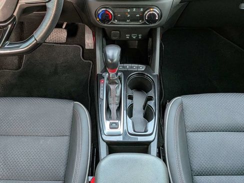 Used 2022 Chevrolet TrailBlazer RS FWD image 19