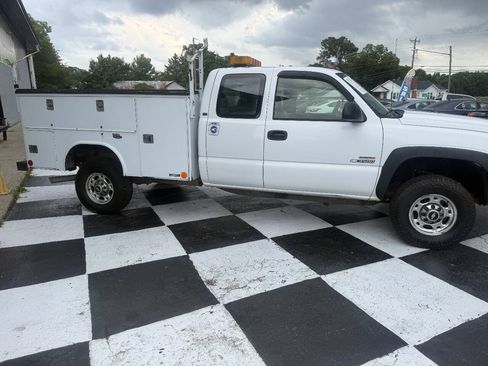 Used 2005 Chevrolet Silverado 3500 4x4 Extended Cab w/ Heavy-Duty Power Package image 5
