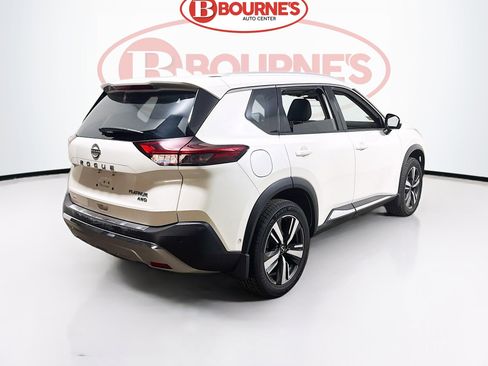 Used 2023 Nissan Rogue Platinum w/ Platinum Premium Package image 12