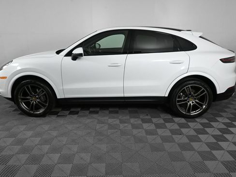 Used 2020 Porsche Cayenne AWD/4WD image 3