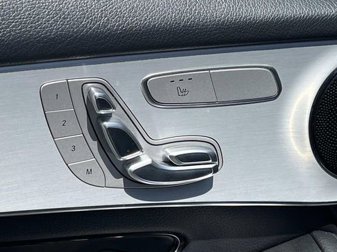 Used 2022 Mercedes-Benz GLC 300 image 26