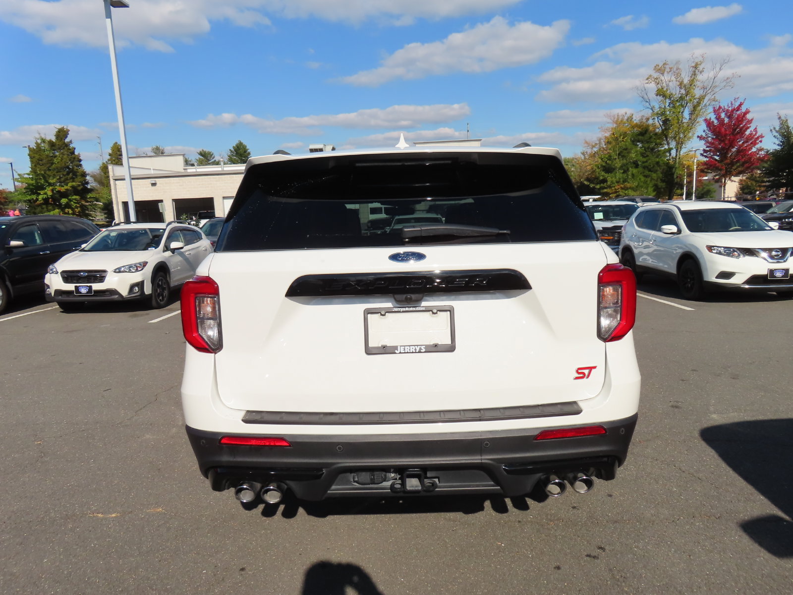 Used 2023 Ford Explorer ST w/ Equipment Group 401A AWD/4WD image 5