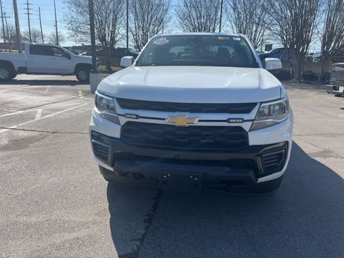 Used 2022 Chevrolet Colorado LT w/ Fleet Safety Package image 10