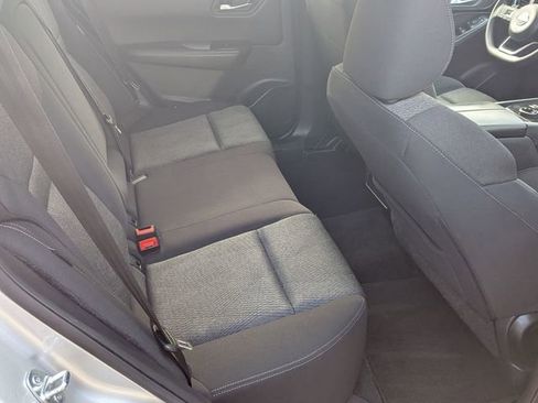 Used 2024 Nissan Rogue SV AWD/4WD image 25