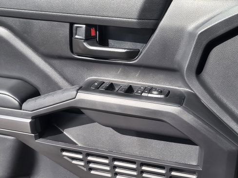 New 2026 Toyota Tacoma SR5 AWD/4WD image 17