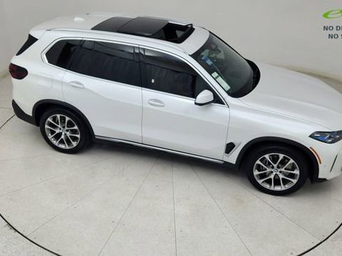 Used 2025 BMW X5 xDrive40i AWD/4WD image 75